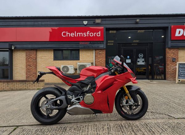 New Ducati Panigale V4S