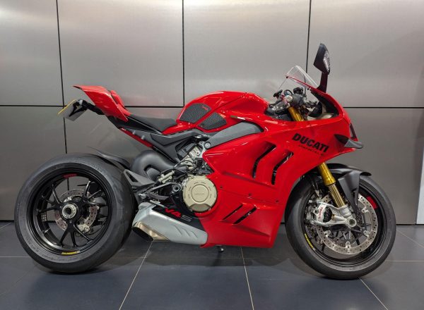 2024 Ducati Panigale V4S