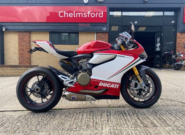 7228698x2048x1536_FFFFFF_L_0