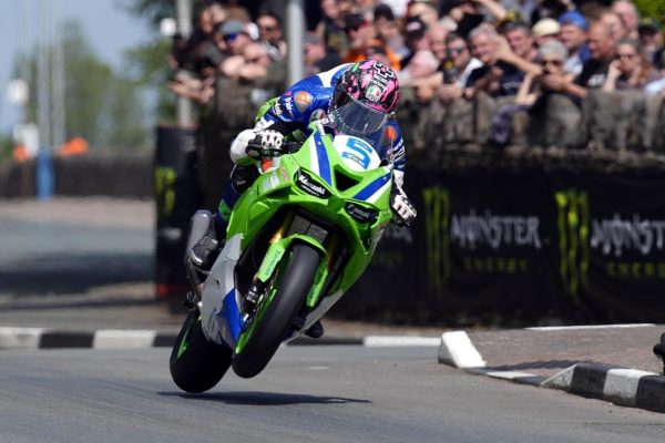 Bournemouth Kawasaki and James Hillier Reunite for Isle of Man TT!