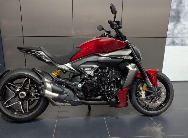 8483323x2048x1152_FFFFFF_L_0