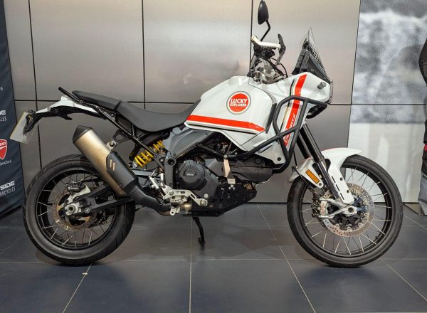 2022 Ducati DesertX