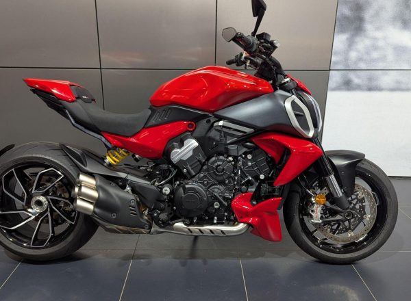 2025 Ducati Diavel V4
