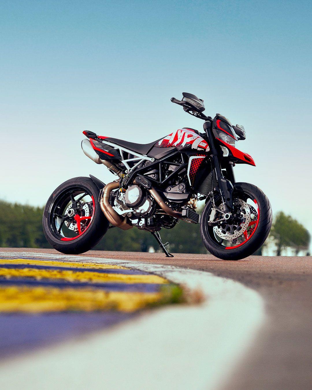 2024 Ducati Hypermotard 950