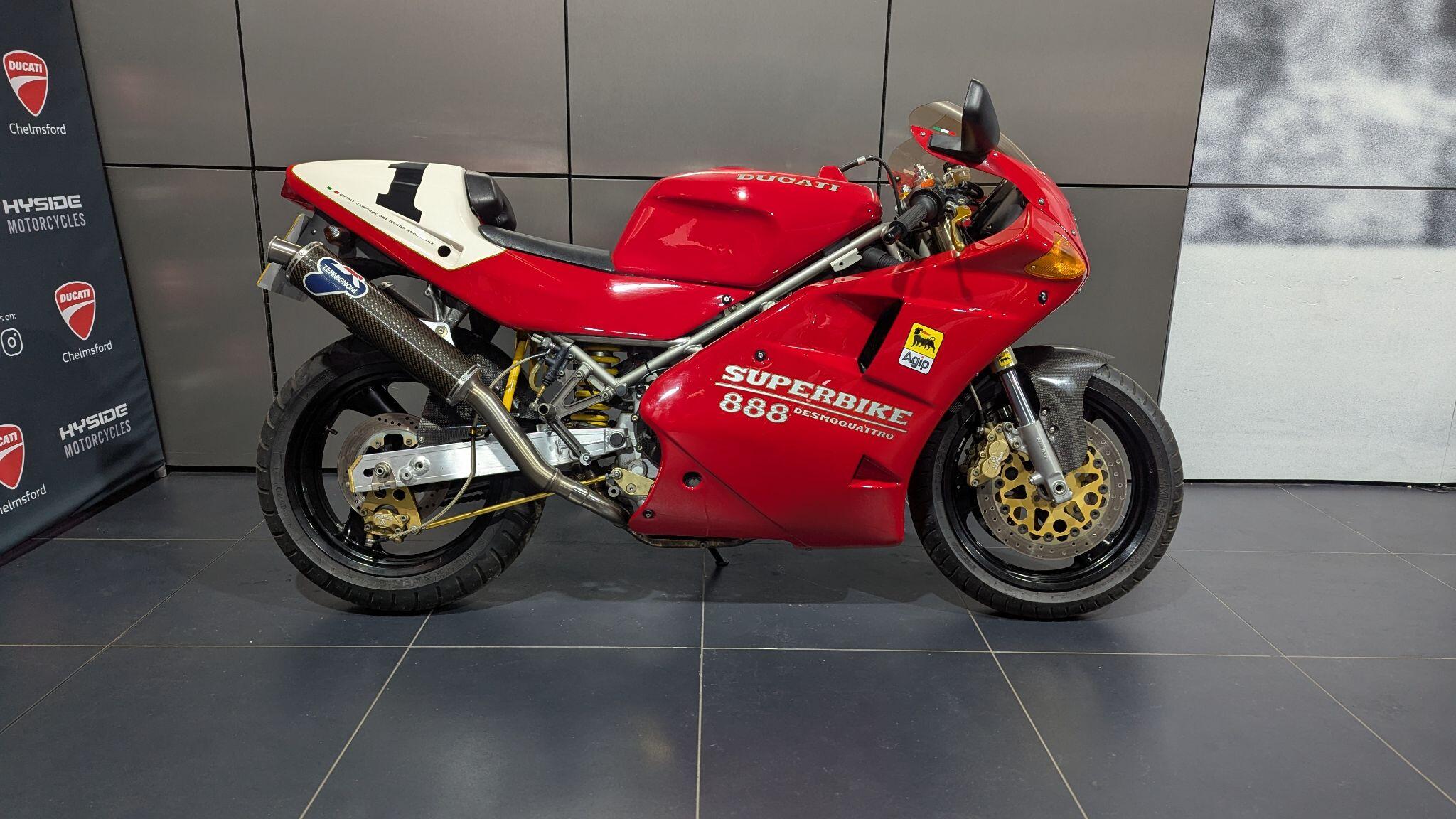 1993 Ducati 888