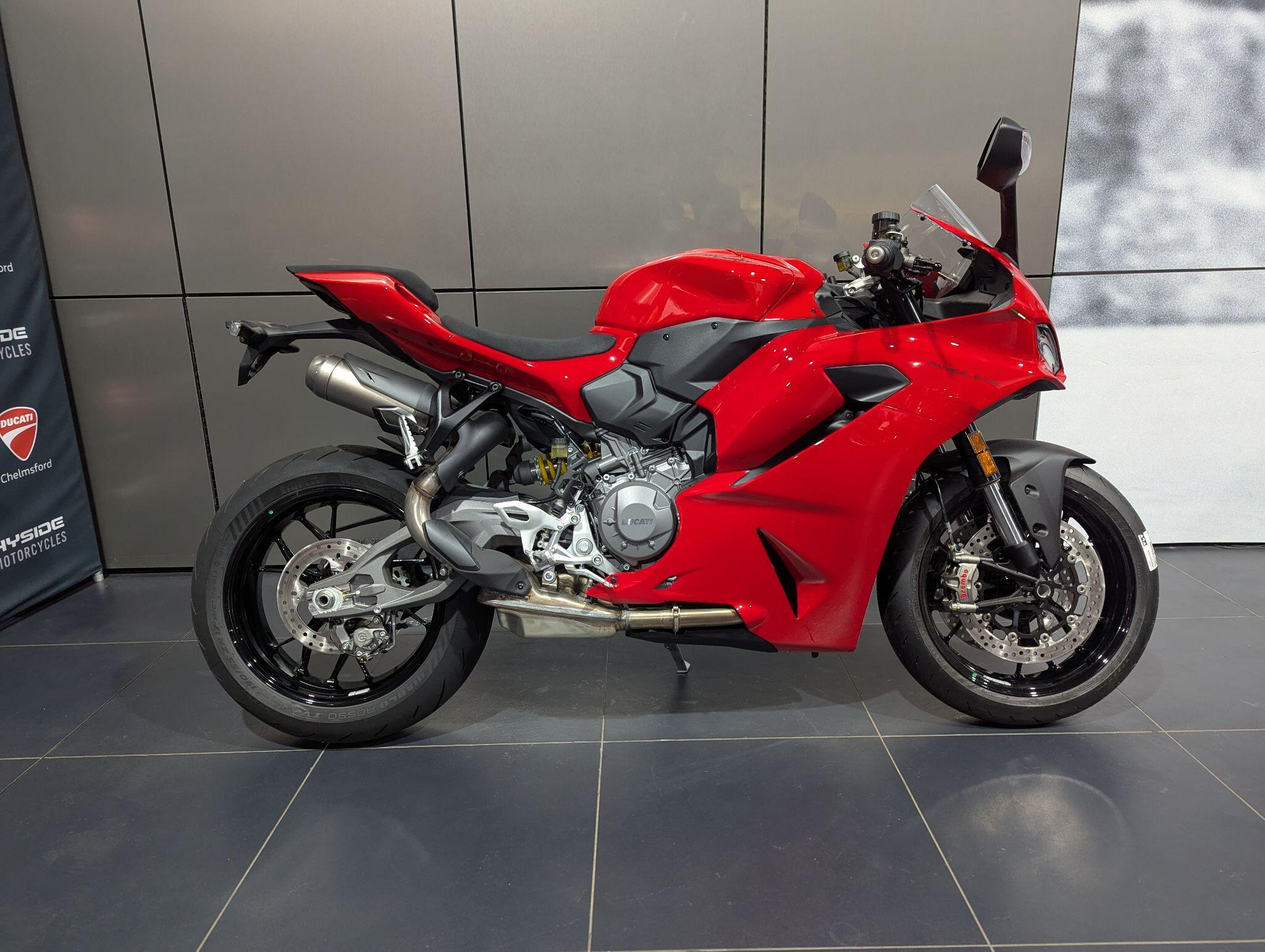 2025 Ducati Panigale V2