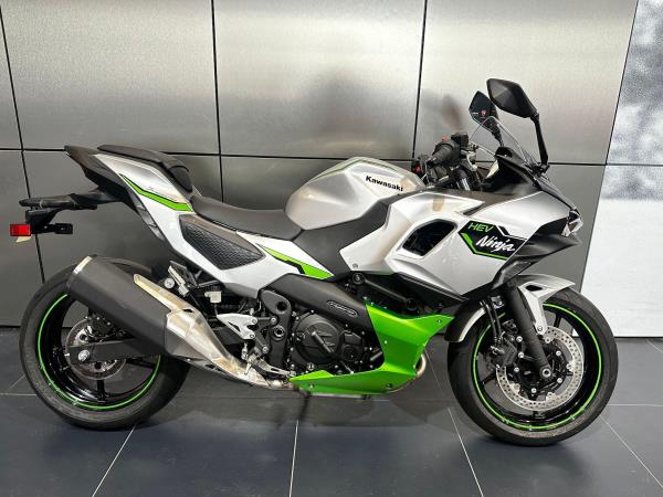 2024 Kawasaki Ninja 7 Hybrid